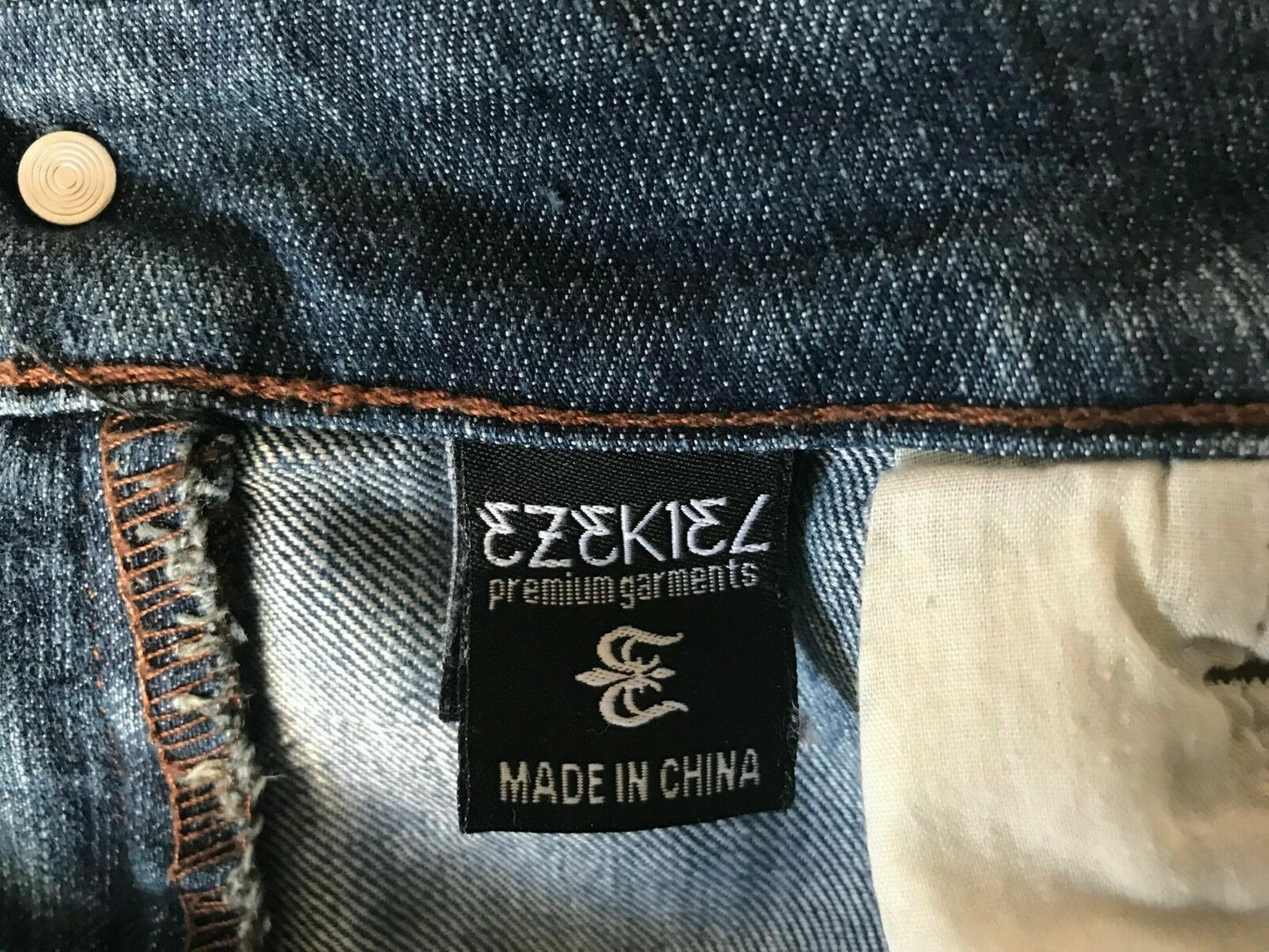 Mens EZEKIEL Denim Jeans 302 Ezi - Rider Fit Blue Denim Jeans Size 34 W
