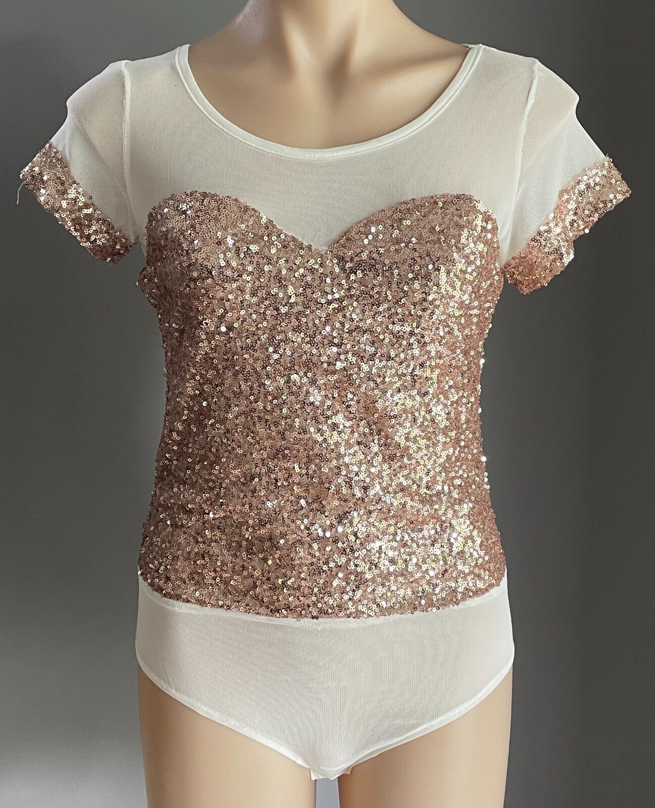 WHITE CLOSET Bodysuit White Mesh Net & Gold Sequin Short Sleeve Size 12 NEW