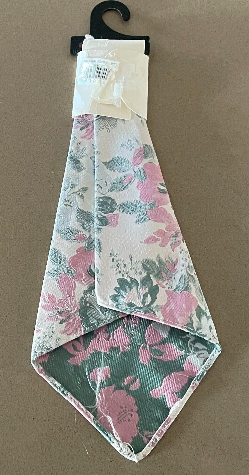 Mens Pocket Square NATIONAL FORMALWEAR GROUP Silver Pink Green Floral Tie NEW