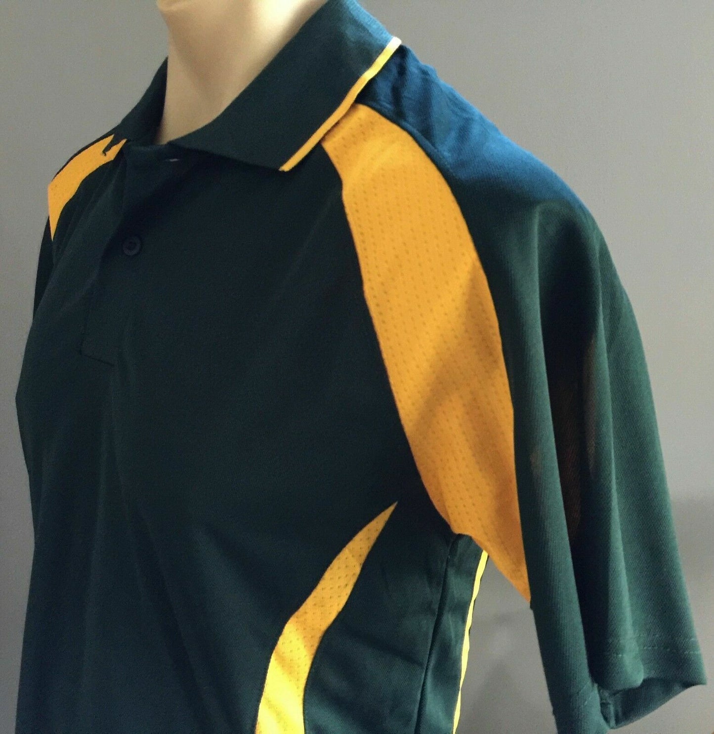Polo Shirt AUSTRALIA Green Gold Sports Jersey Sh/Sleeve Top Cricket Mens Sz M