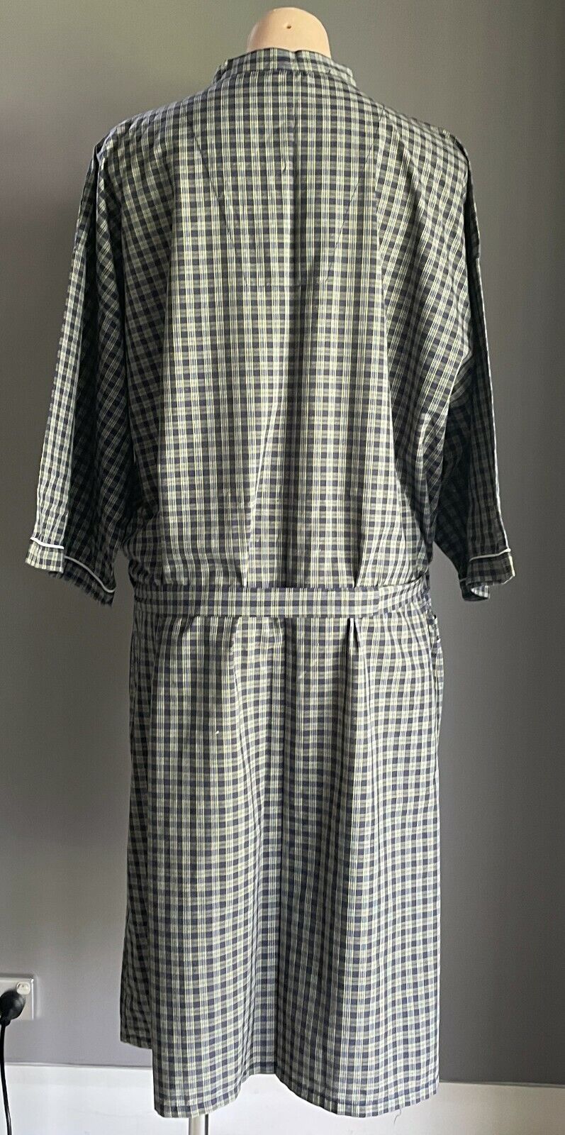 Mens HOLEPROOF BED BATH Robe Blue Yellow White Check Poly Cotton ONE SIZE NEW