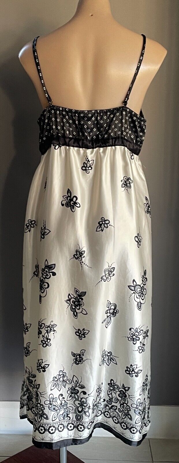 MIA LUCCE Silky Long Bath Robe Black & Cream w Waist Tie Ladies Size L