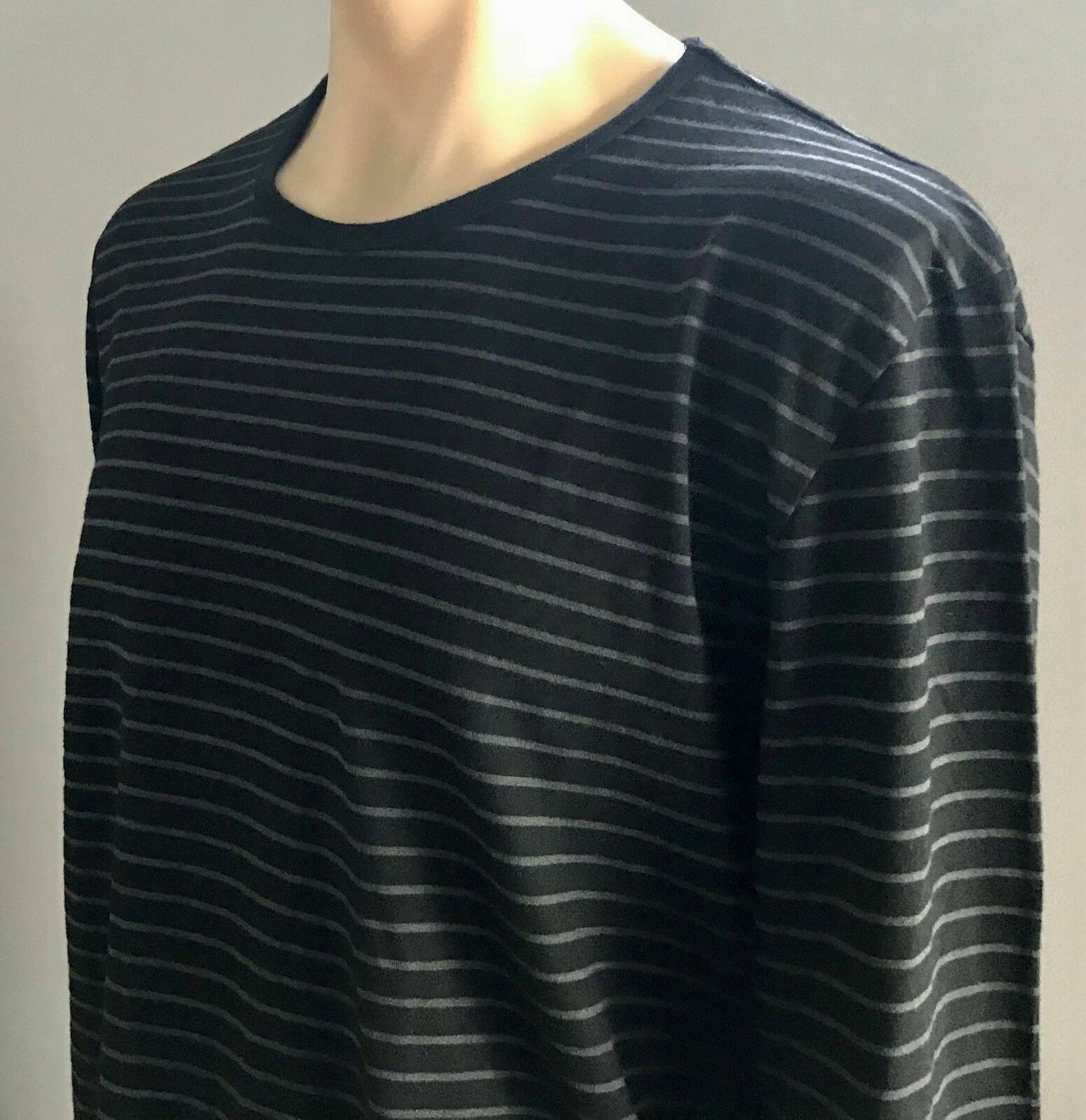 URBAN SUPPLY Crew Neck Top Long Sleeve Black Grey Stripe Mens Size XL