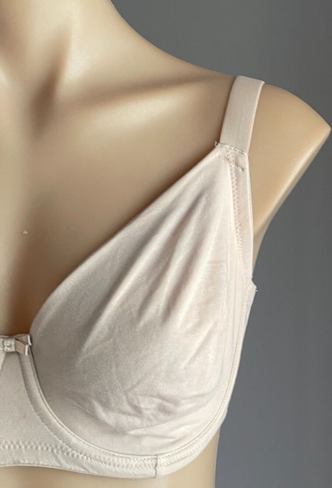 TARGET Bra 12E Beige Minimiser Underwire Adjustable Straps Bra Ladies Size 12 E