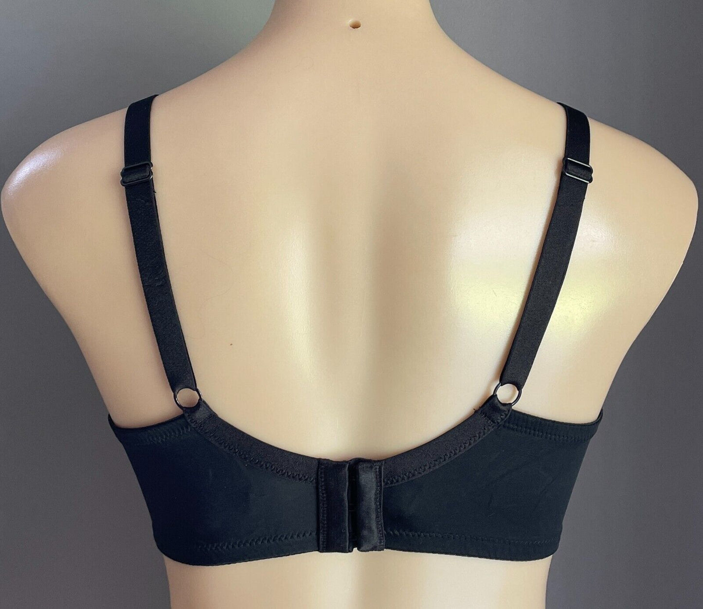 TARGET Bra 14DD Black Contour Brushed T-Shirt Underwire Bra Ladies Size 14 DD