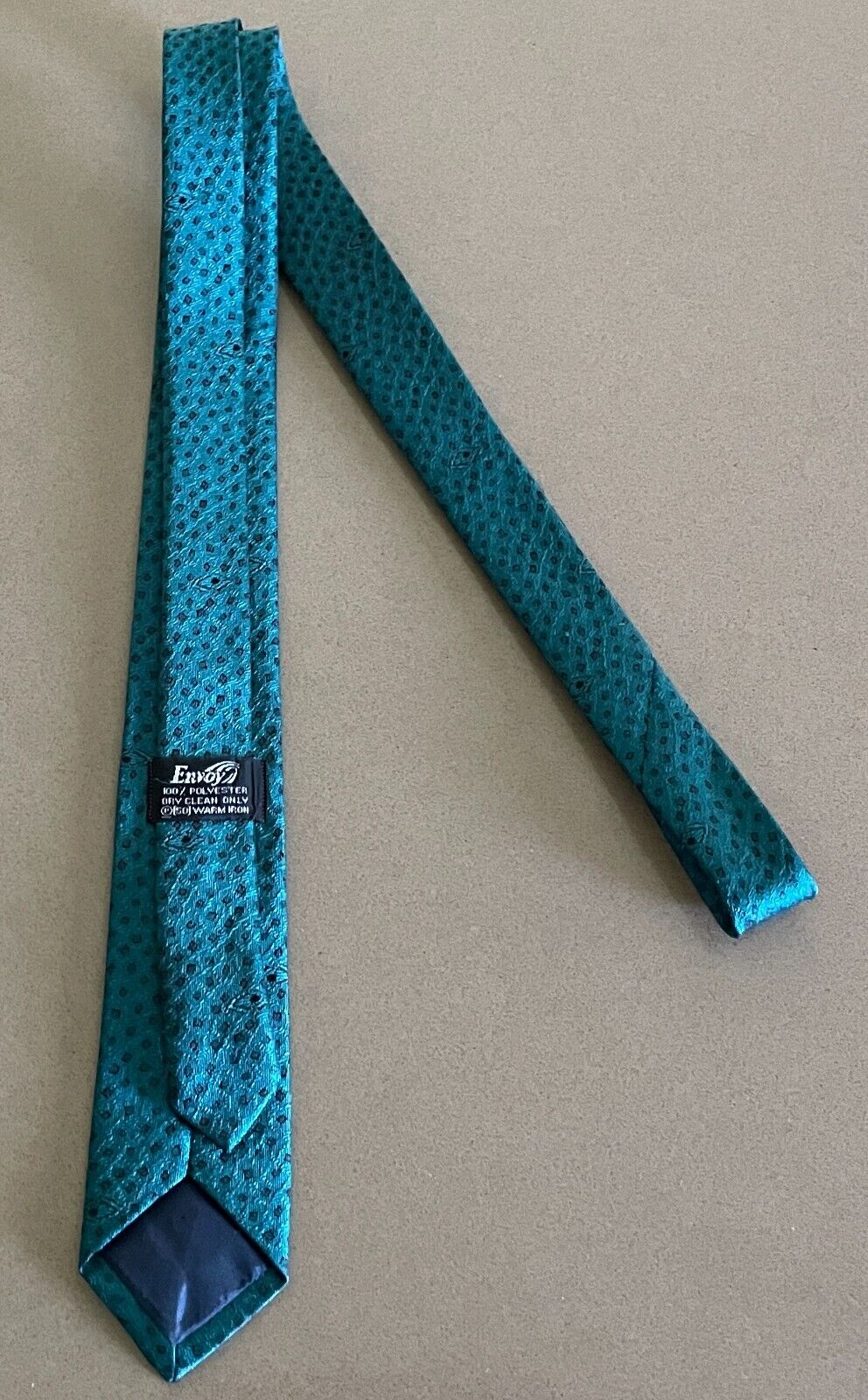 Mens Vintage ENVOY Jade Green and Black Print Polyester Thin Neck Tie