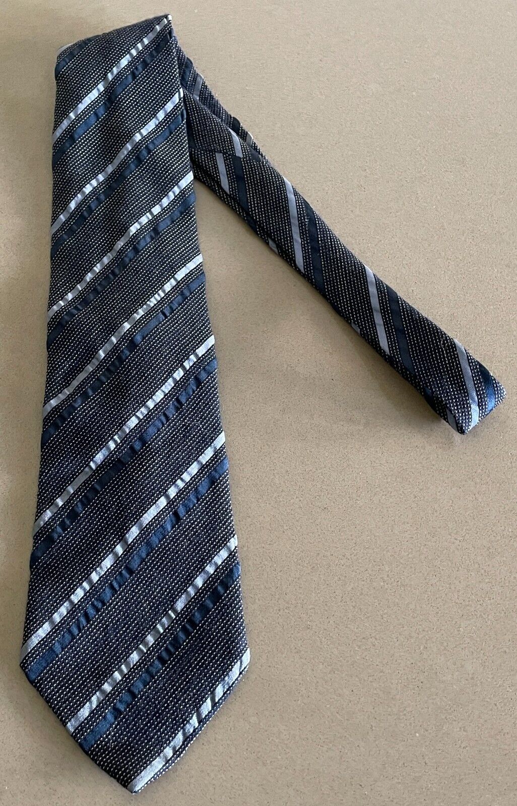 Mens COUNTRY ROAD NeckTie Navy Grey Pale Yellow Stripe Silk Wool Blend Neck Tie