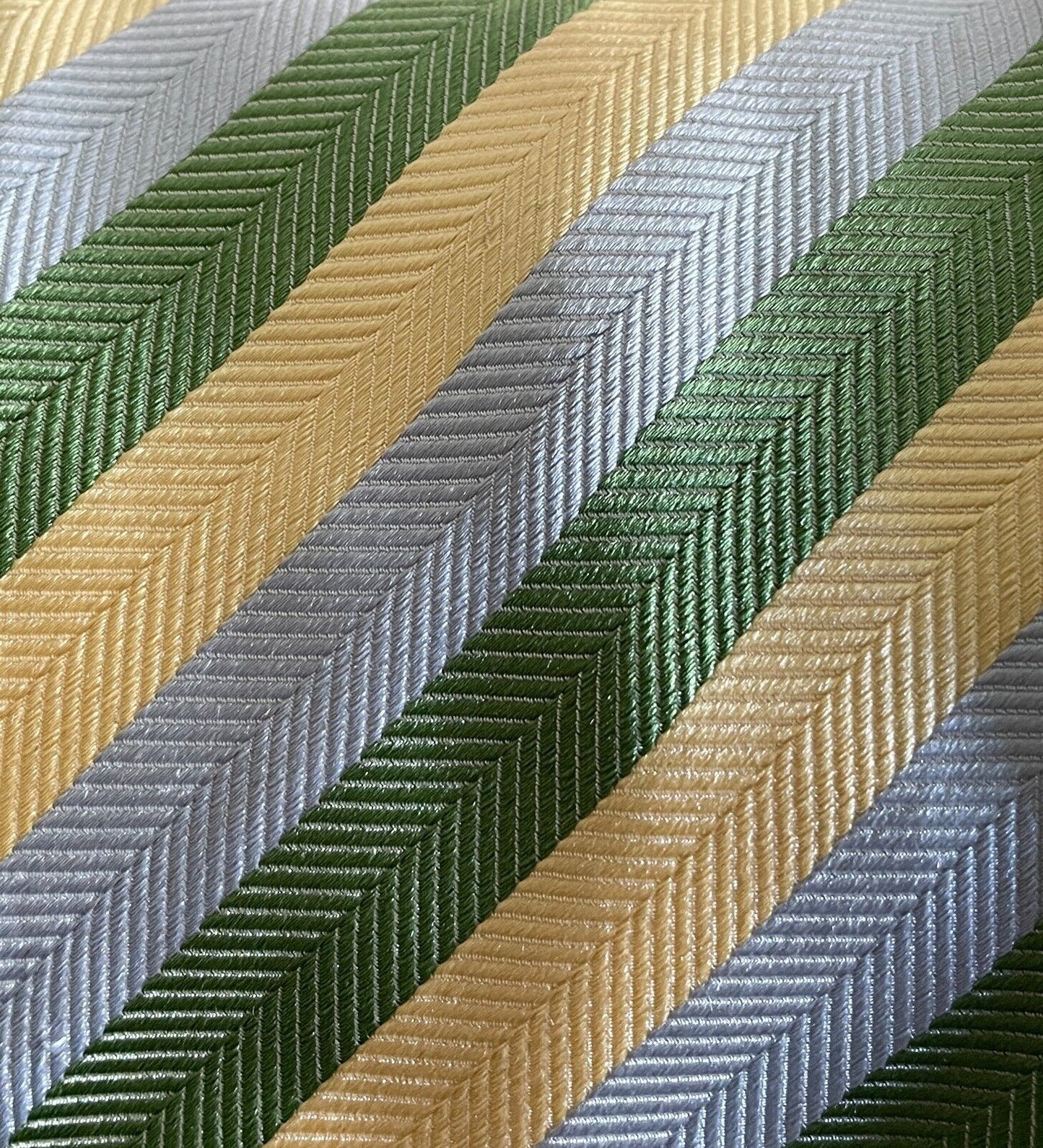 COUNTRY ROAD Silk Tie Neck Pale Yellow Blue Green Stripe Mens