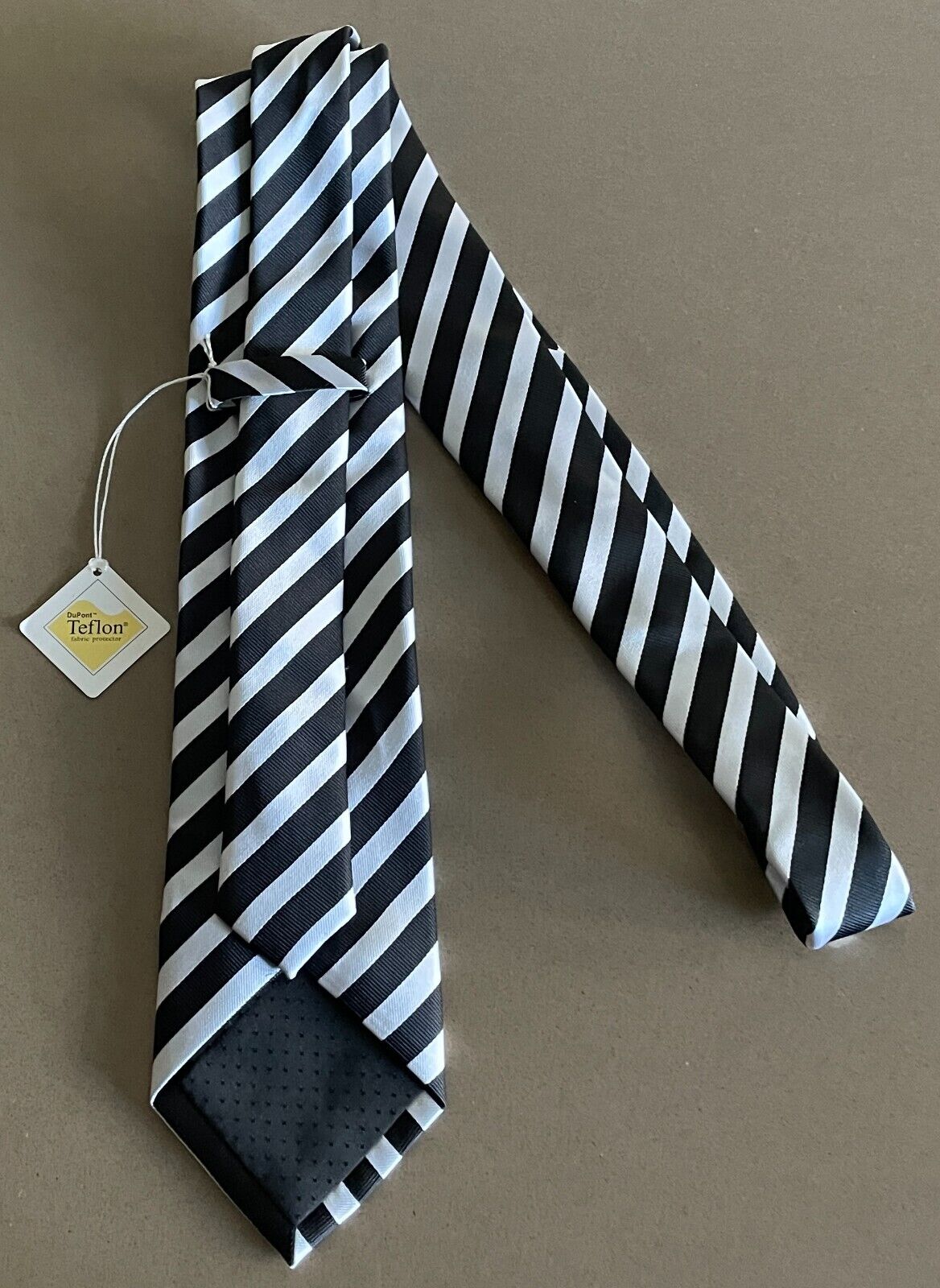 Mens Neck Tie Black & White Stripe Teflon Treated Polyester NEW NeckTie w Tags