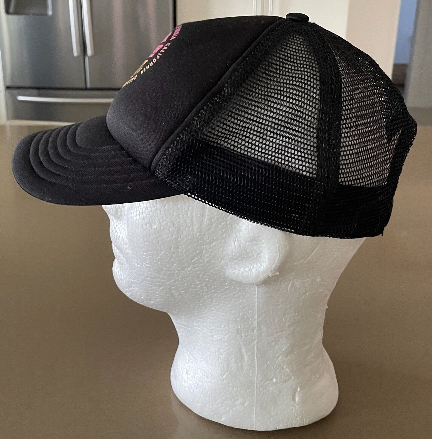 VONZIPPER Black Snapback Cap Colour Print at Crown Mesh Back Adjustable One Size