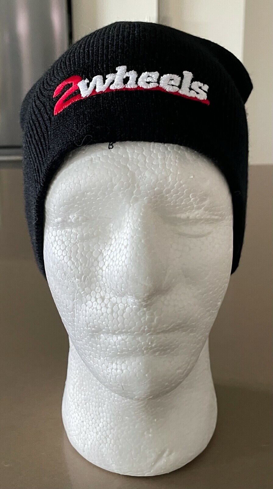 2 WHEELS Knit BEANIE Black Stretch Unisex Snow Travel Skater Tradie Hat Cap NEW