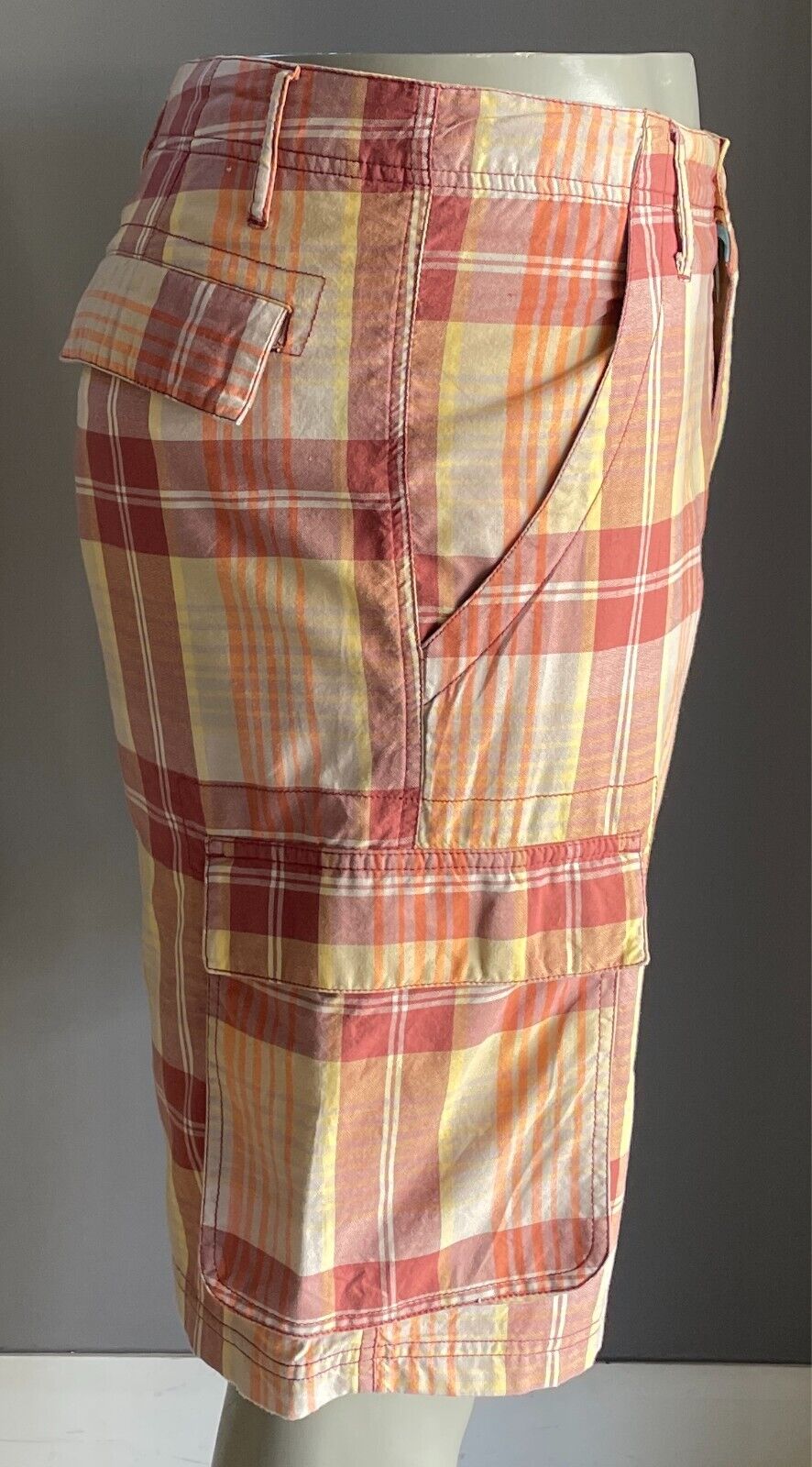 Mens CD URBAN Cargo Shorts Plaid Size 34 Madras Cotton Cargo Pockets