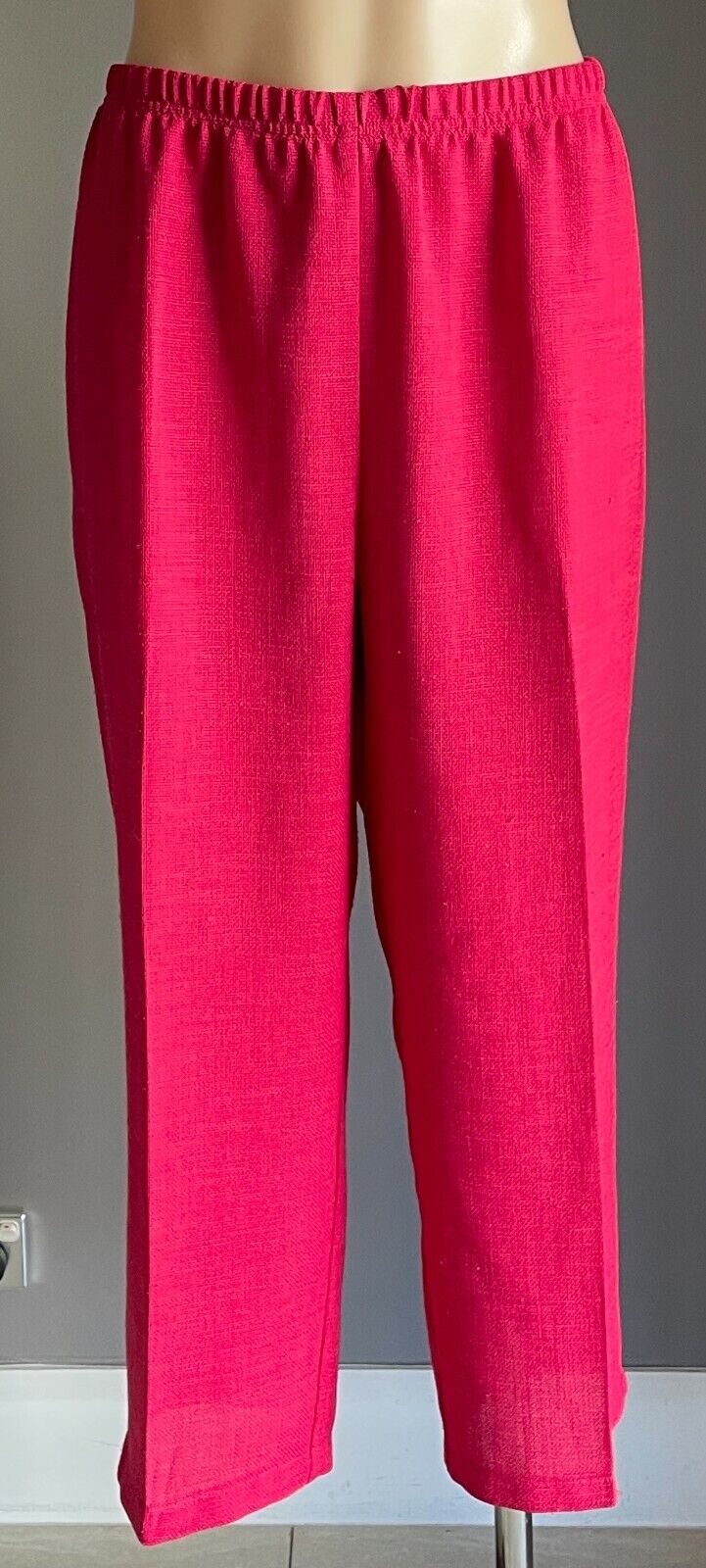 CLUB CAPRI Pants Cerise Straight Leg Elastic Waist Ladies Size 16 Trousers Retro