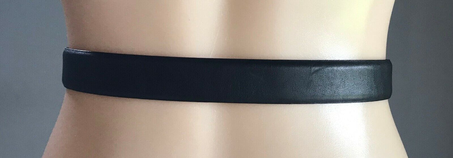 CUE LEATHER Belt 3cm Black w Silver Tone Metal Buckle Ladies Size M 109 cm 1 Pin