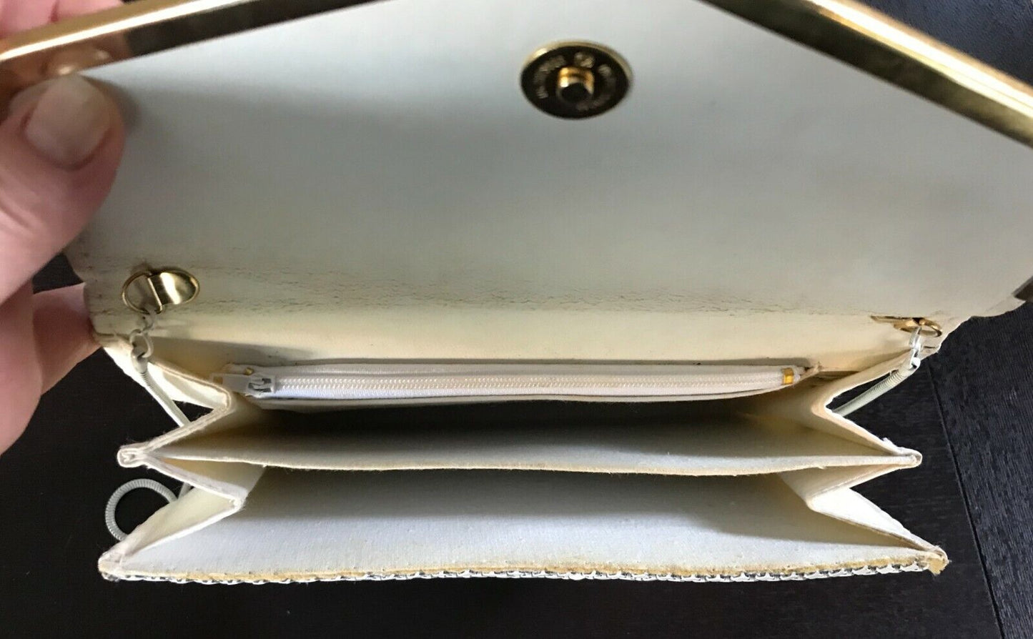 1960s White "Aluminium" Glomesh Look Clutch Shoulder Bag Magnetic Lock Snake