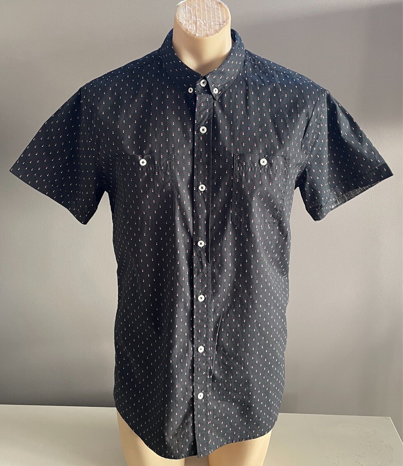 Mens RIP CURL Black Shirt Maroon Blue Button Down Collar Size L 112cm Chest NEW