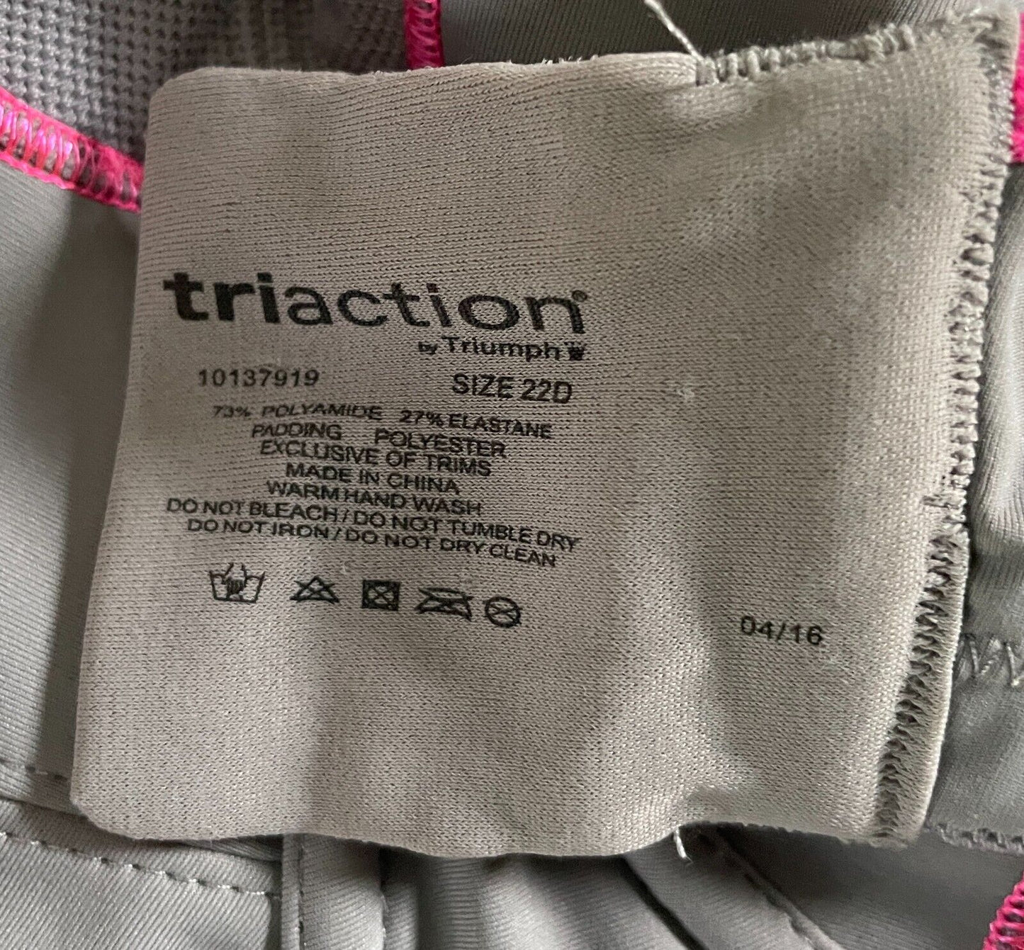 TRIUMPH Bra 22D "Triaction" Sports Grey & Pink Trim Performance Underwire 22 D