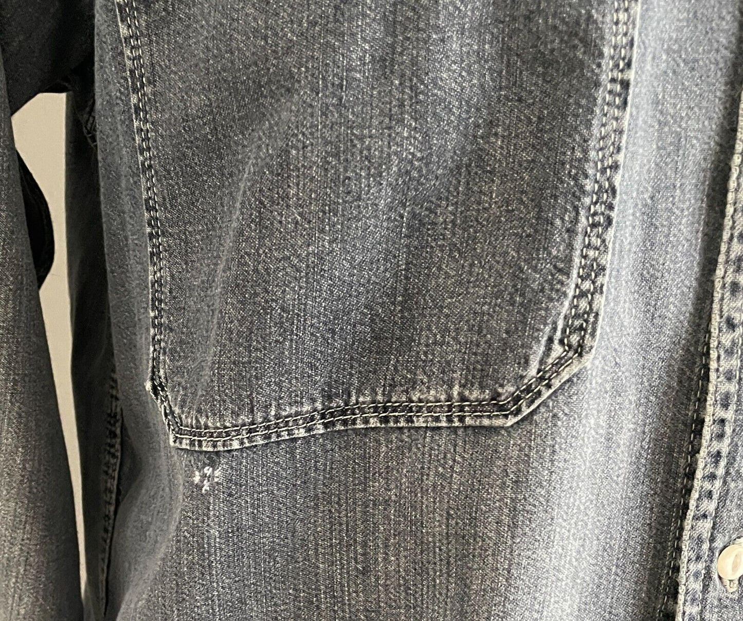 LEE Blue Denim Shirt Long Sleeve Distressed Casual Cotton Mens Size S