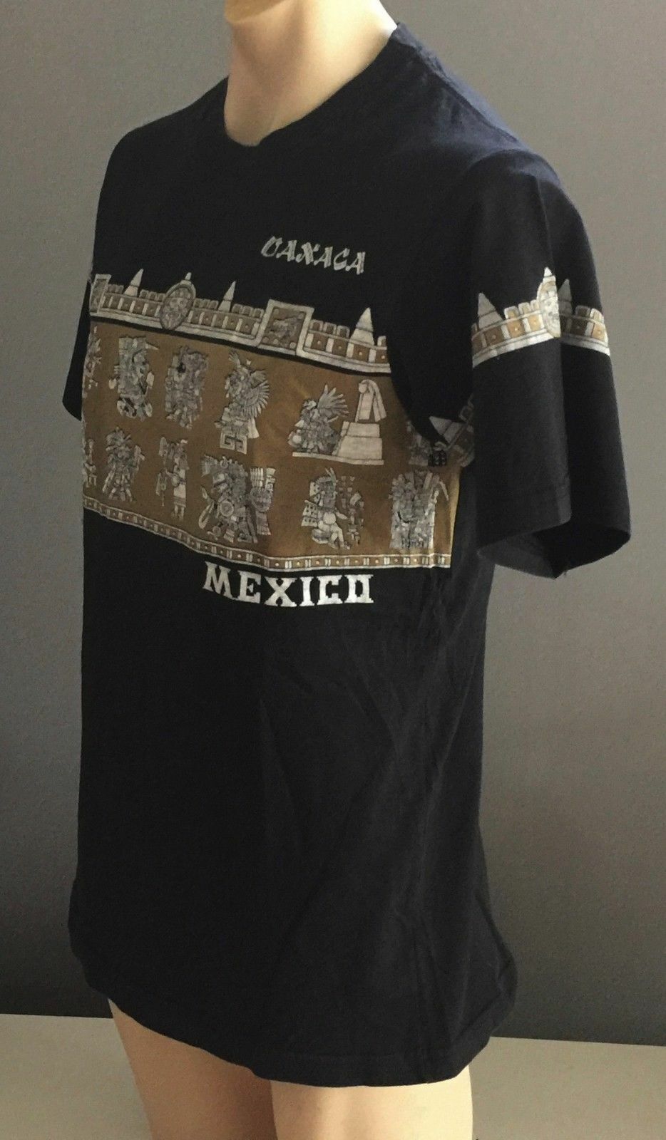 Mens T-Shirt UAXACA MEXICO Black & GoId Aztec Print Souvenir Tee Size M NEW