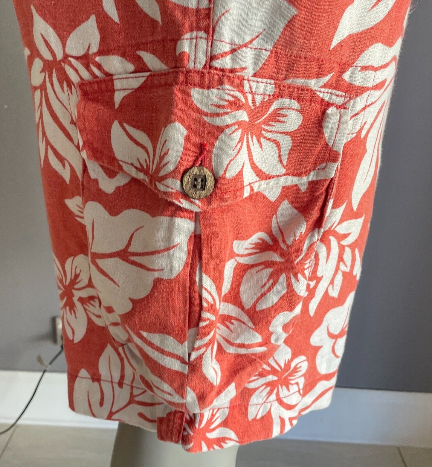 SPORTSCRAFT Cargo Shorts Orange White Mens Size 107 42 Tropical Linen Fabric