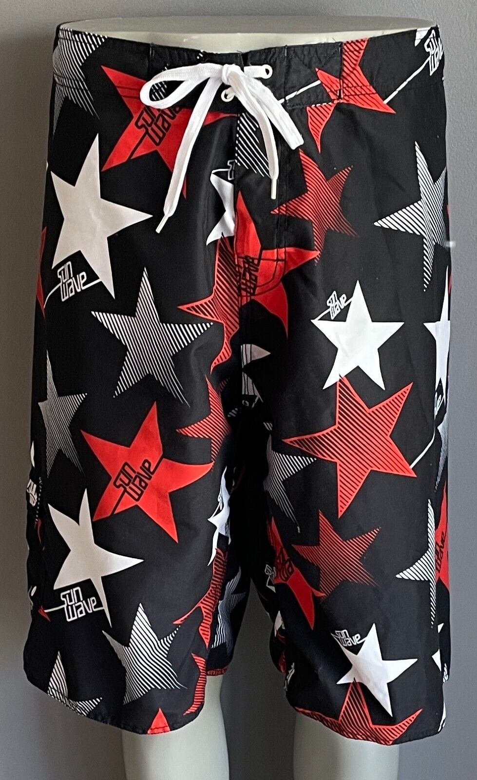 Board Shorts SUNWAVE Swim Trunks Black Red White Stars Mens Size 40 102cm Waist