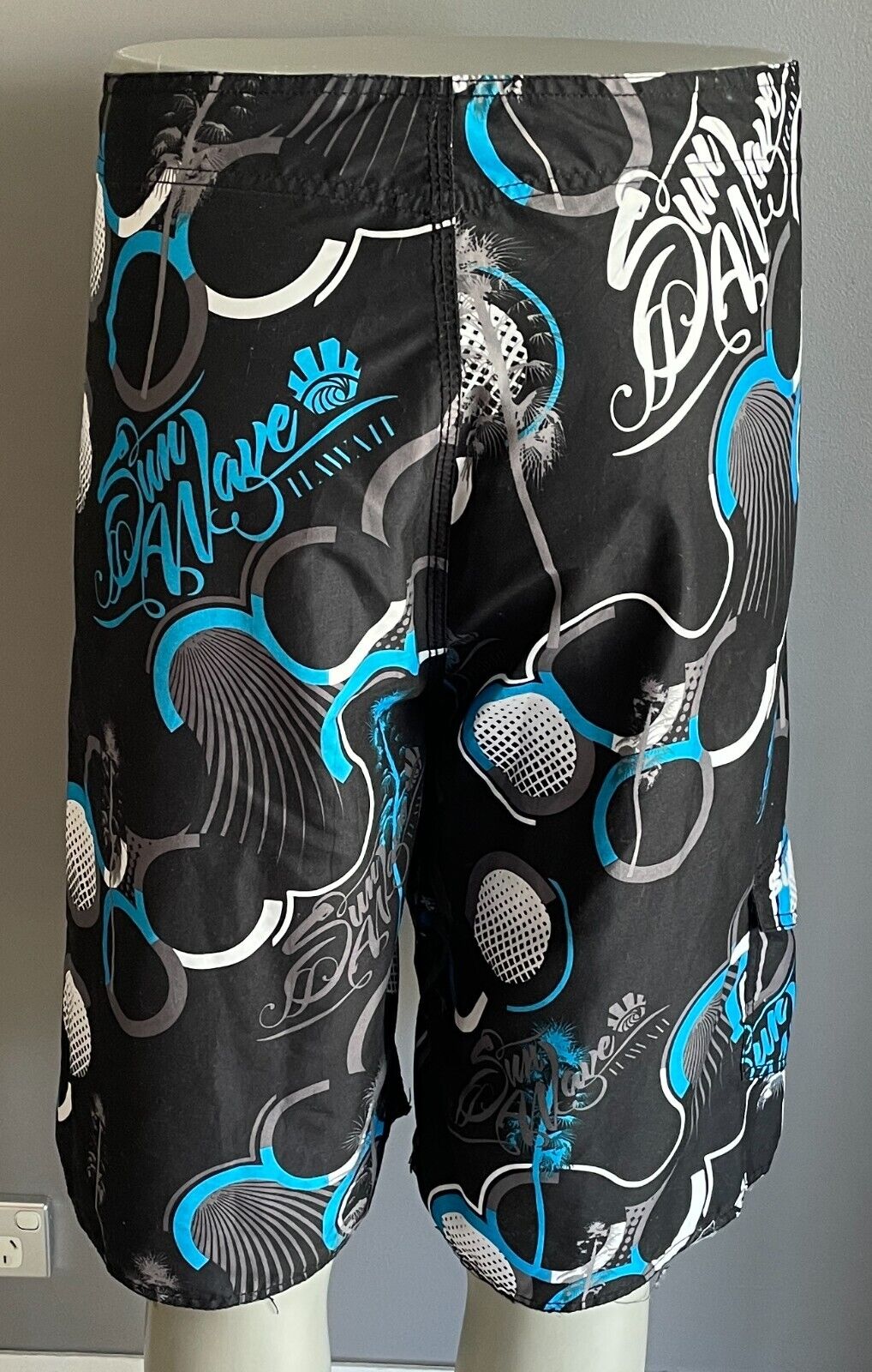 Board Shorts SUNWAVE Black Blue Taupe White Print Swim Mens Size 40 102cm Waist