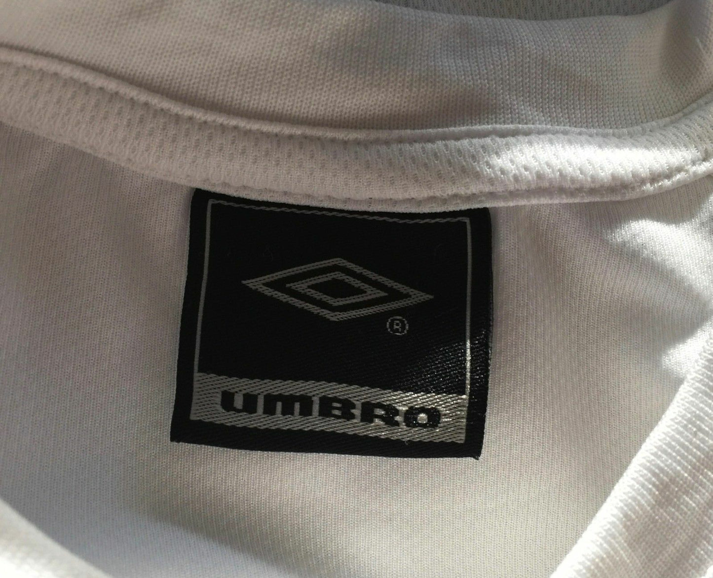 UMBRO Mens Tank Top White Sleeveless Training Running Size L Athleisure Gym Wear