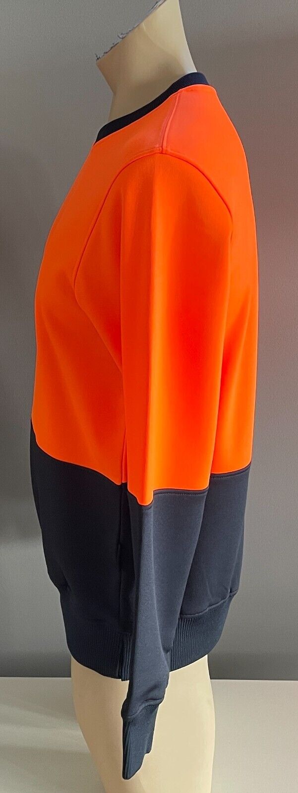 Mens SYZMIK Workwear Hi Viz Sweatshirt Orange Navy Crew Size S Tradie NEW