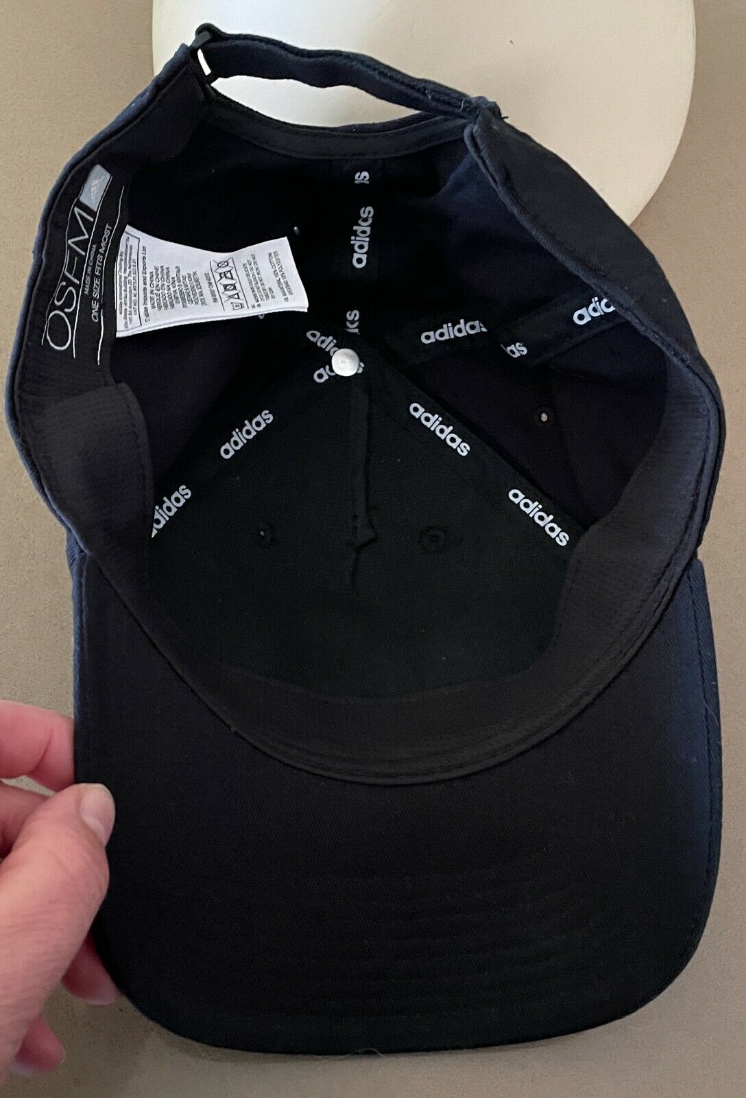 ADIDAS Cap Black & White Curved Bill Baseball Hook Loop Hat Unisex One Size NEW
