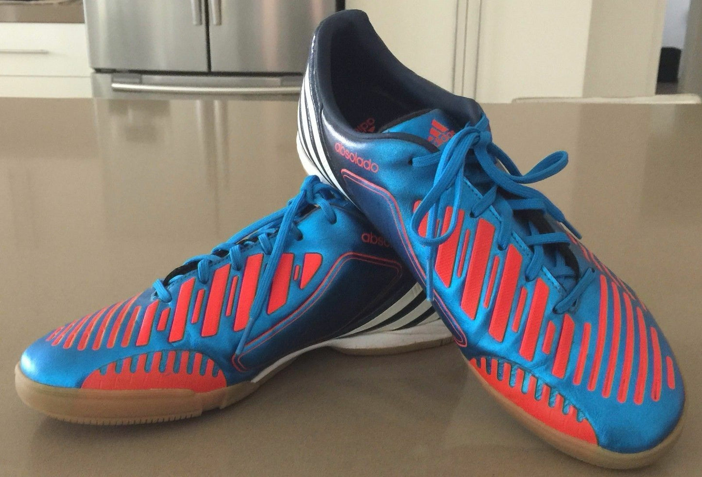 Mens Soccer Boots ADIDAS Predator Absolado V22116 Indoor Football Shoes US 8 NEW