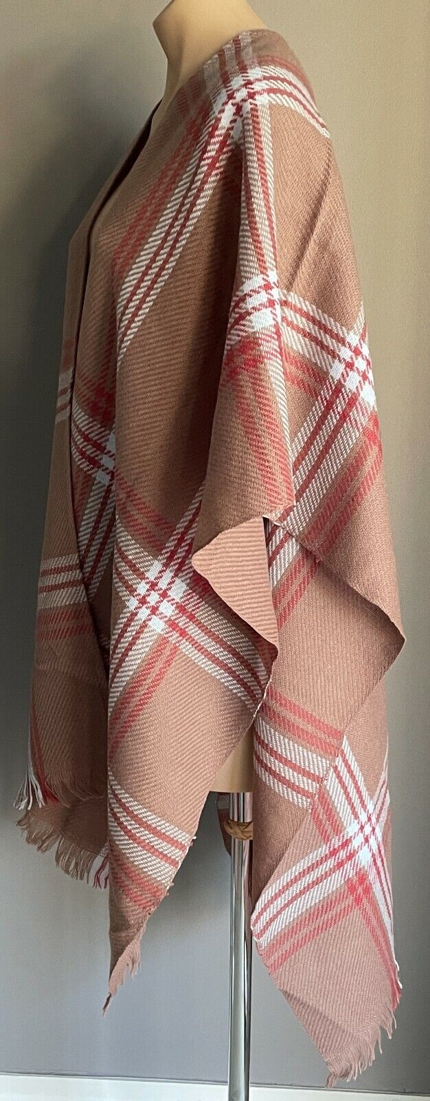 KNIT SHAWL Fringed Brown Red Blue Plaid Acrylic Poncho Ladies Wrap NEW Japan