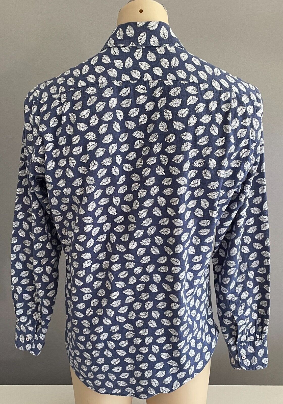 MJB Cuban M J BALE Shirt Linen Blend Blue White Leaves Long Sleeve Mens Size M