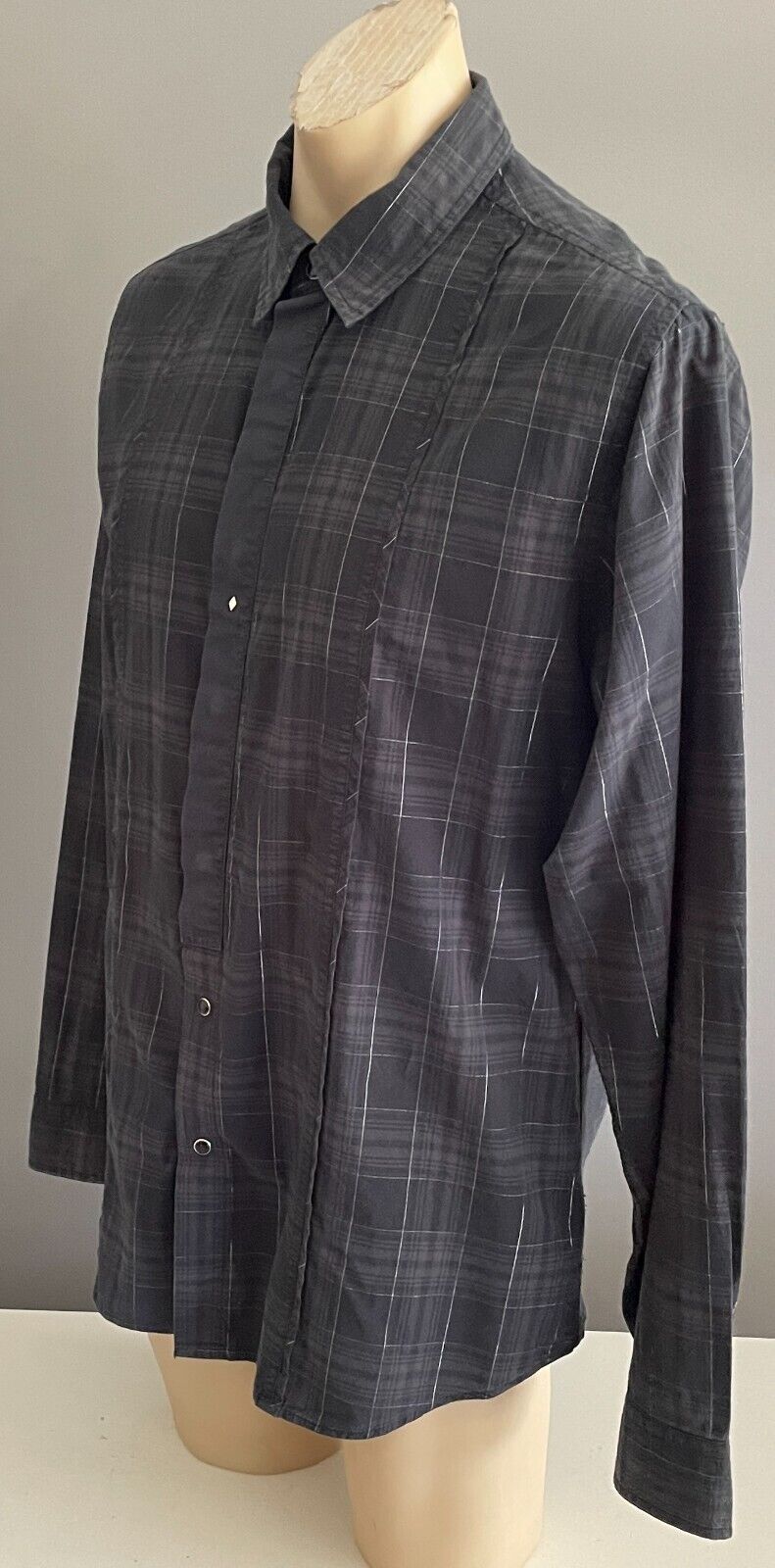 GUESS Shirt Silver Thread Grey Black Check Long Sleeve Button Mens Size 42
