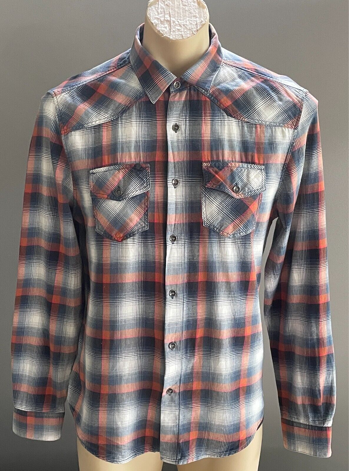 GUESS Cotton Shirt Plaid Print Slim Fit Mens Size S Button Front Long Sleeve