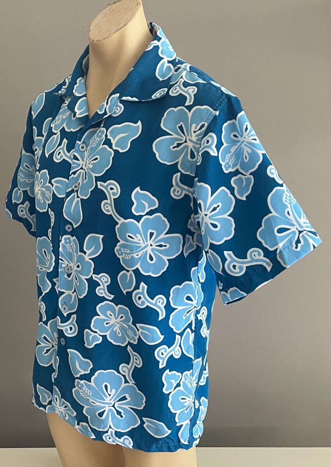 MOGUL Hawaiian Shirt Short Sleeve Mens Size M Blue & White Tropical Print