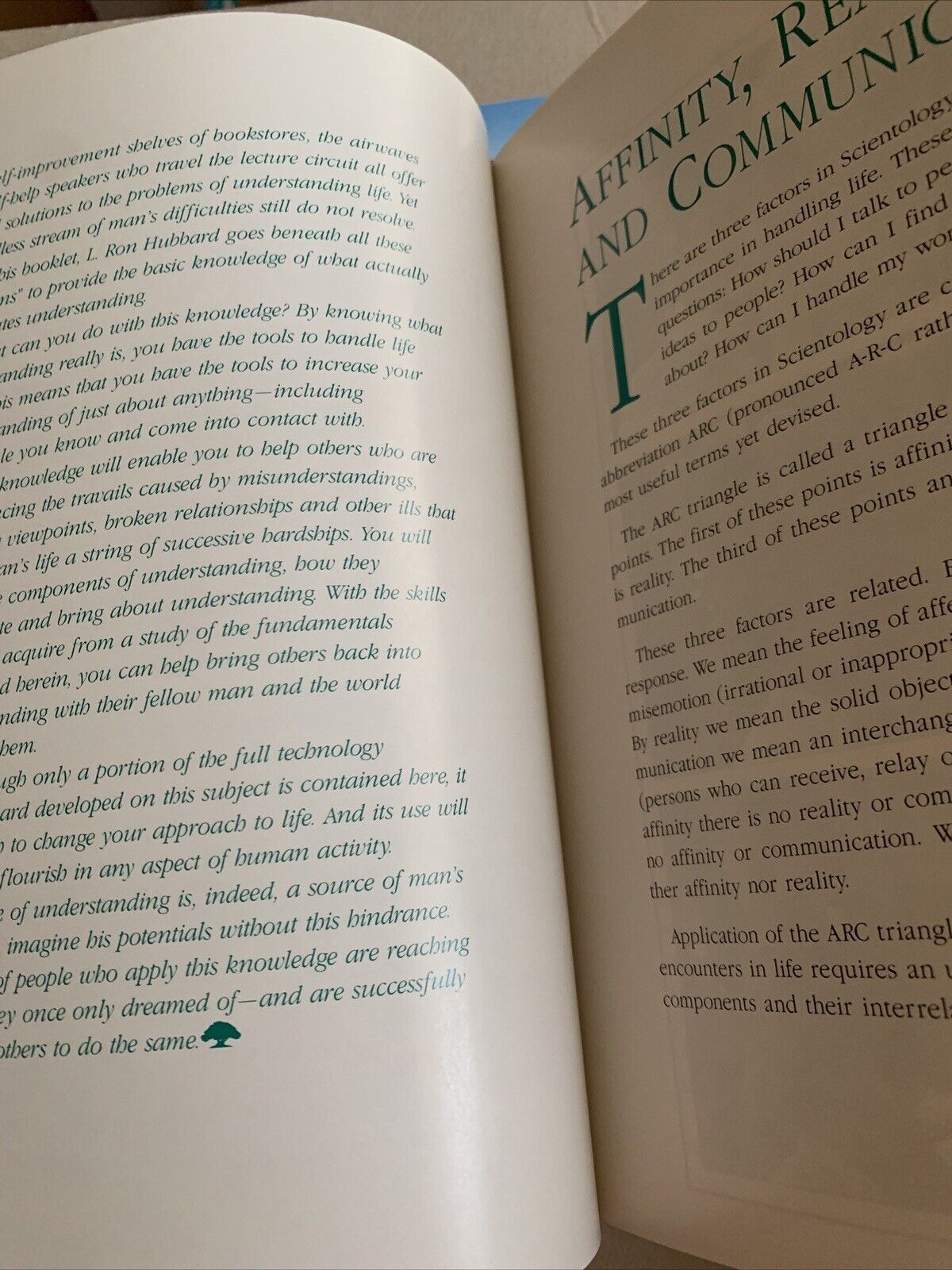 The Components Of Understanding Scientology Handbook 1994  L. Ron Hubbard PB