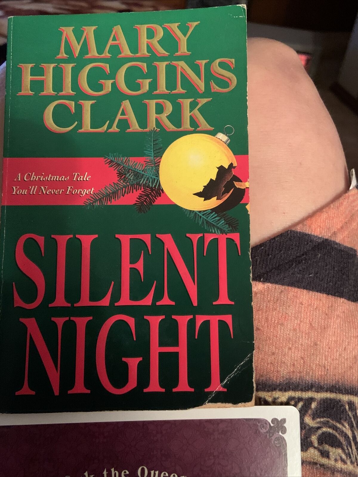 Book SILENT NIGHT By Mary Higgins Clark Queen Of Suspense PB 1996 Foxing