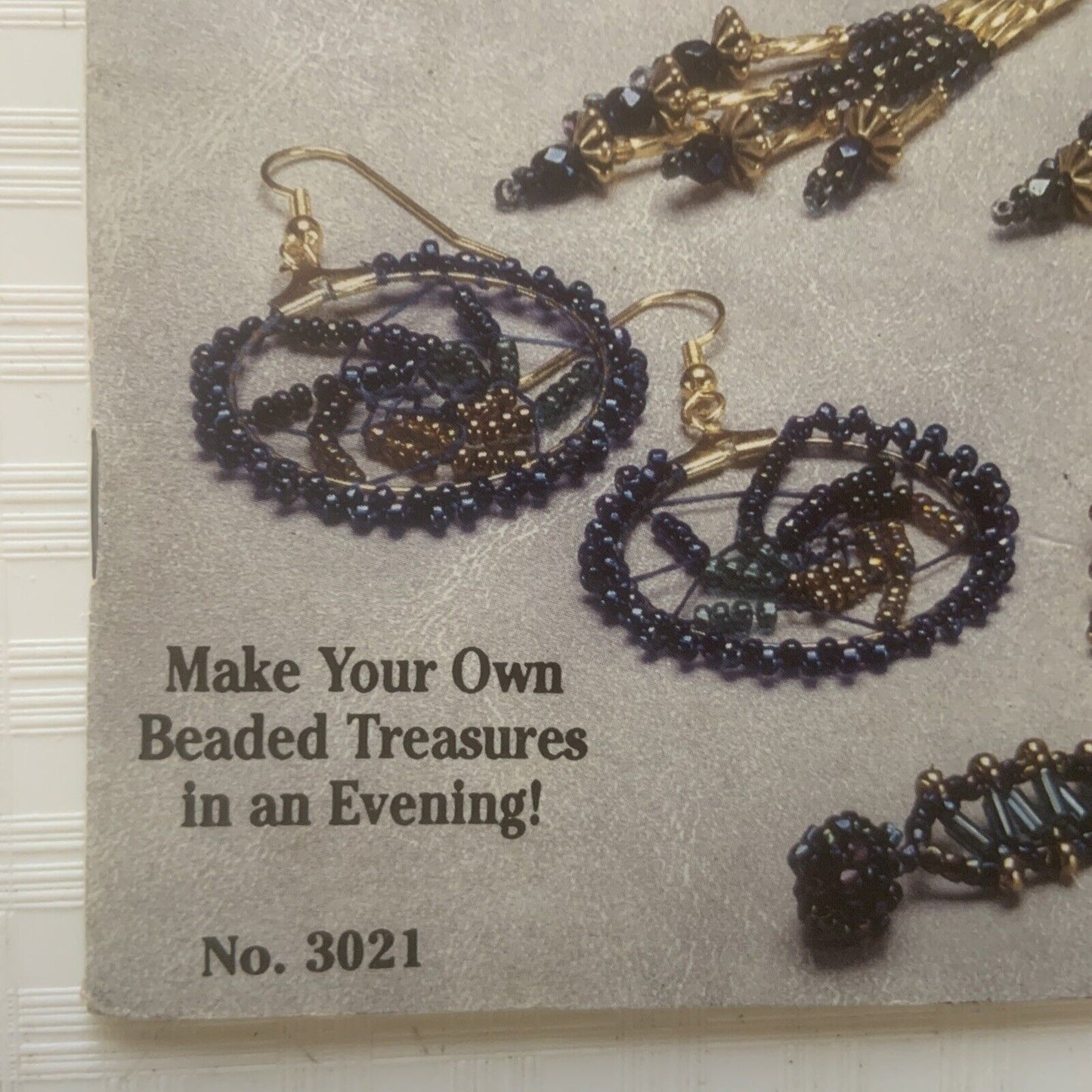 BASICS OF BEADING Sara Cantrell 24 Romantic Projects No 3021 1994 Jewellery Vtg