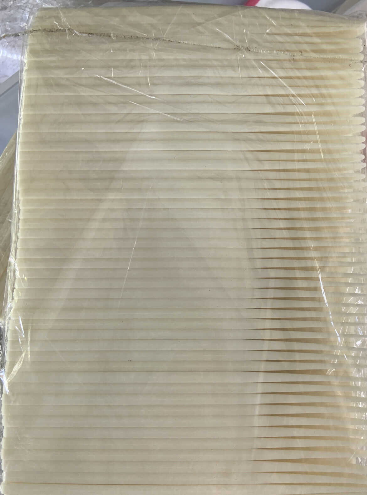 New 100 X PLASTIC KNIVES Reusable Disposable Cream Cutlery Bulk Party Picnic BBQ