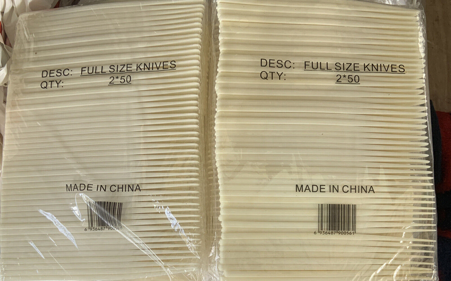 New 100 X PLASTIC KNIVES Reusable Disposable Cream Cutlery Bulk Party Picnic BBQ