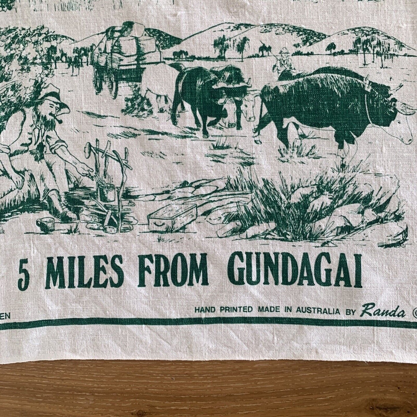 Vintage TEA TOWEL Cotton BARCALDINE QLD North Delta Outback Station Souvenir