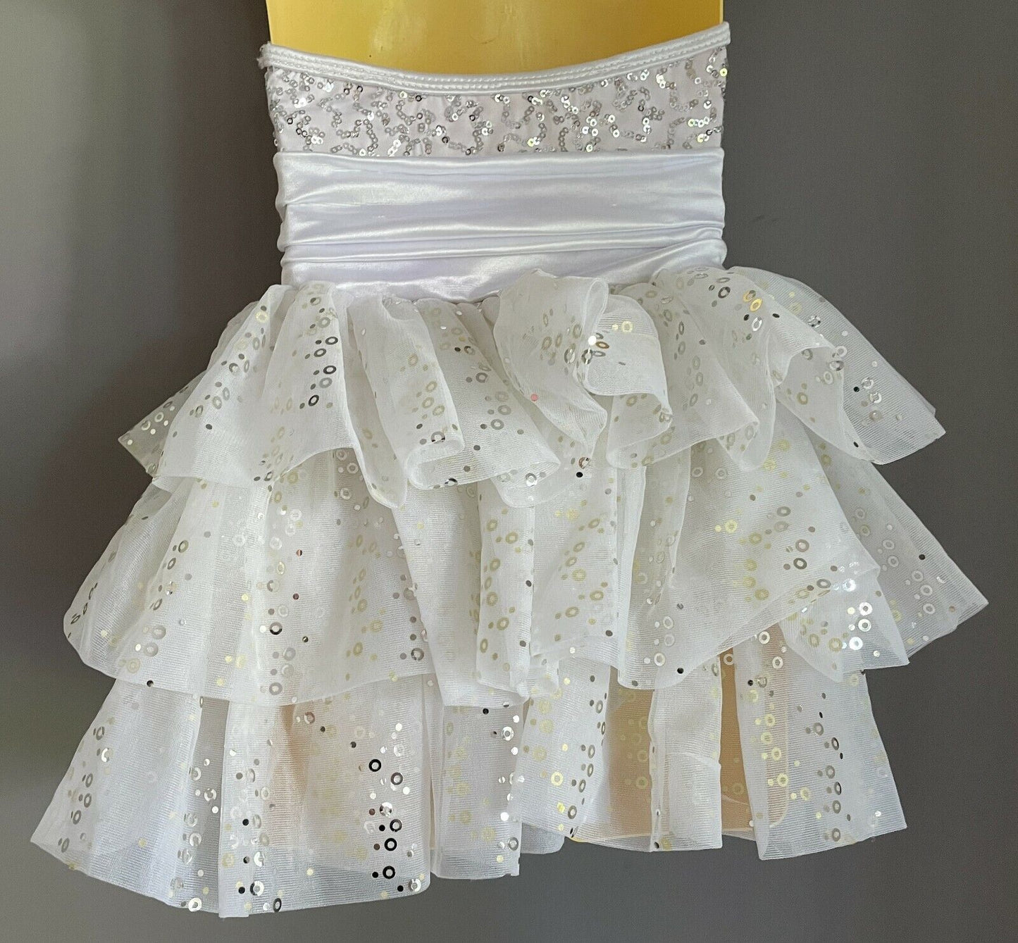 Girls WEISSMAN Tiered Dress White Silver Sequin Halter Neck Tulle Sz XS 4 5 Yrs