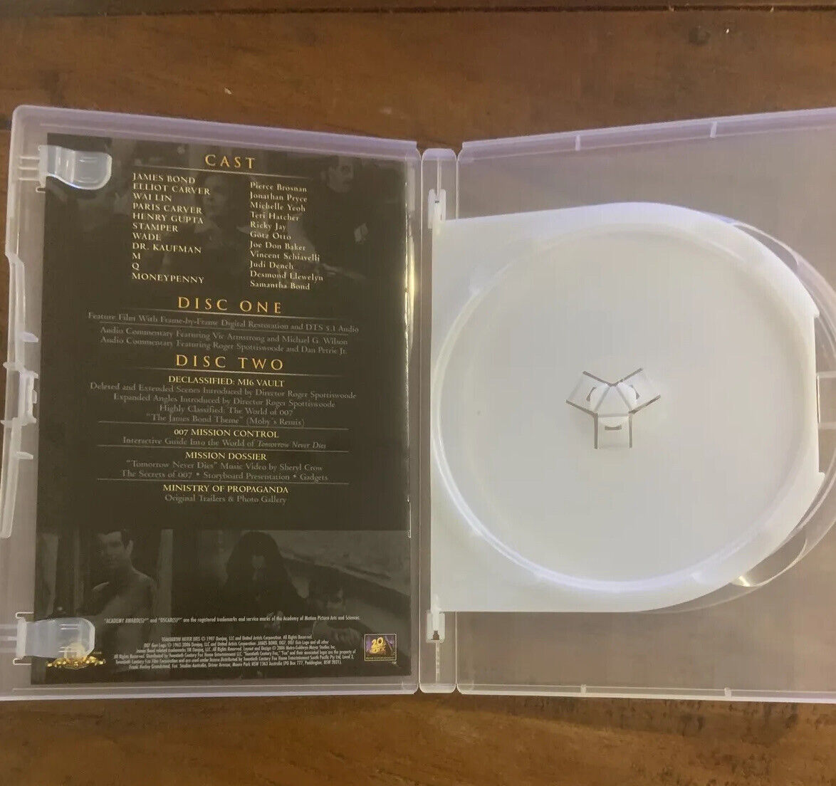 DVD EMPTY Case 007 Tomorrow Never Dies James Bond  & Booklet ONLY *NO DISCS