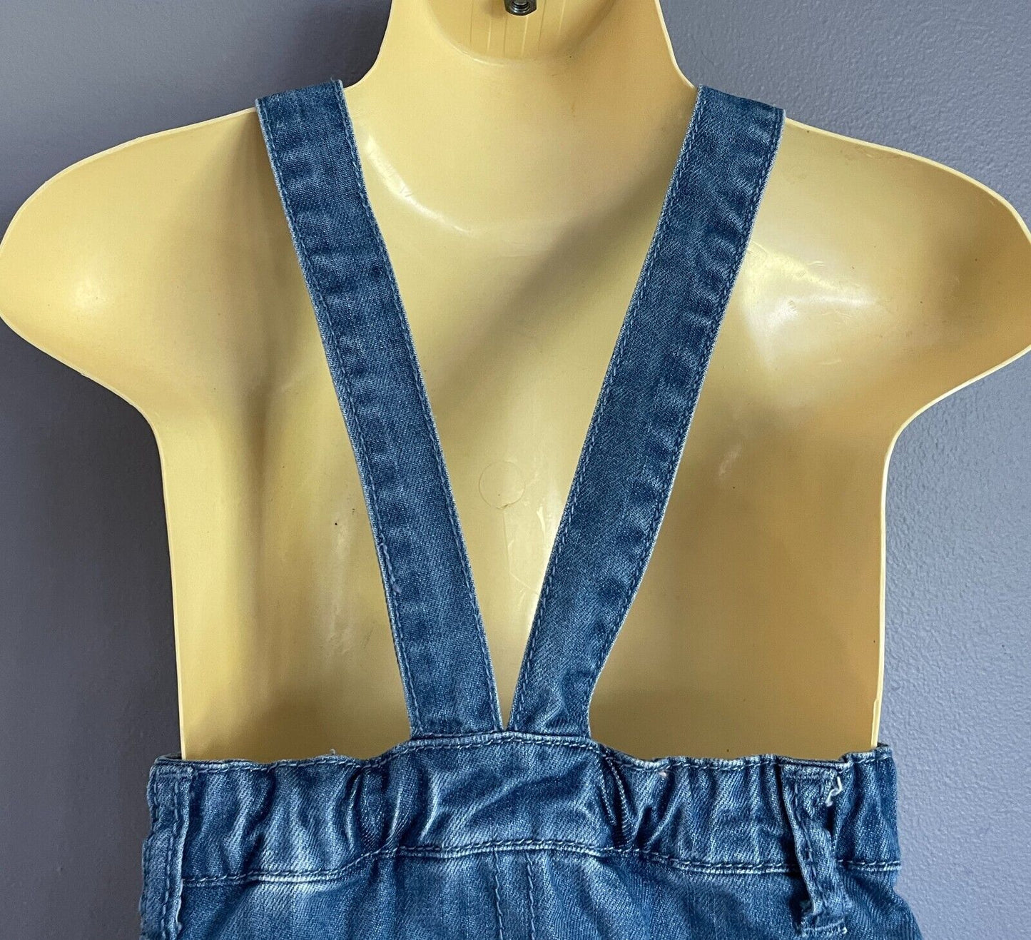 Baby Girl THE KIDSTORE Denim Dungaree Dress Overalls Skirt Size 3 - 6 months