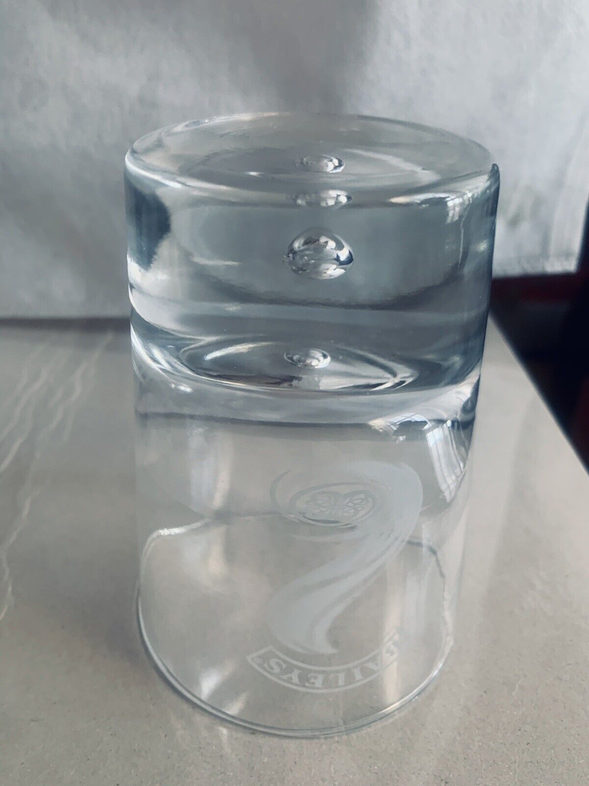 1 BAILEYS GLASS Original Irish Cream Controlled Bubble Swirl Barware 2 available