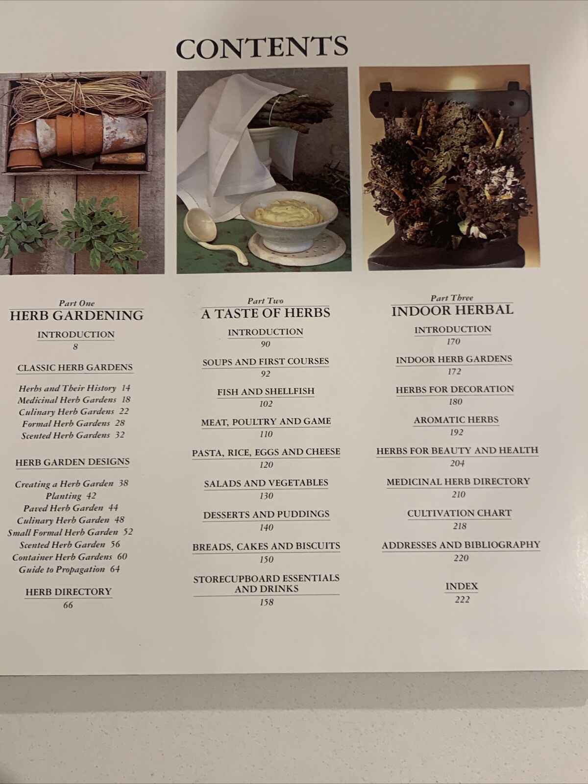 Vintage Geraldene Holts COMPLETE BOOK OF HERBS Reference Gardening HC 1991