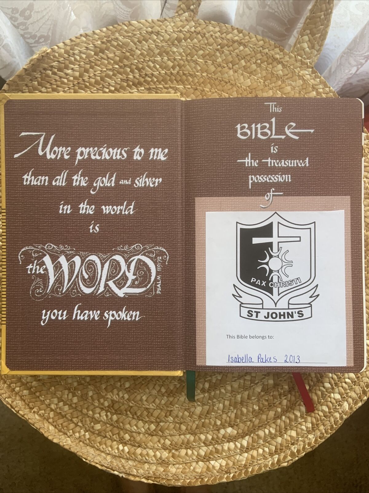 THE NEW COMMUNITY BIBLE Catholic Edition HC 2012 Fine Paper 2 Ribbons Beautiful
