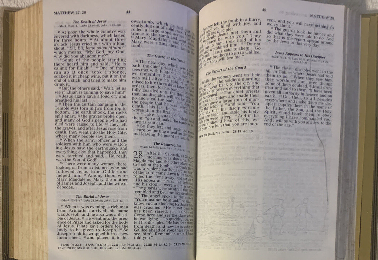 Rare Cover GOOD NEWS BIBLE Todays English Version Ex Library 1976 GOLD EDITION