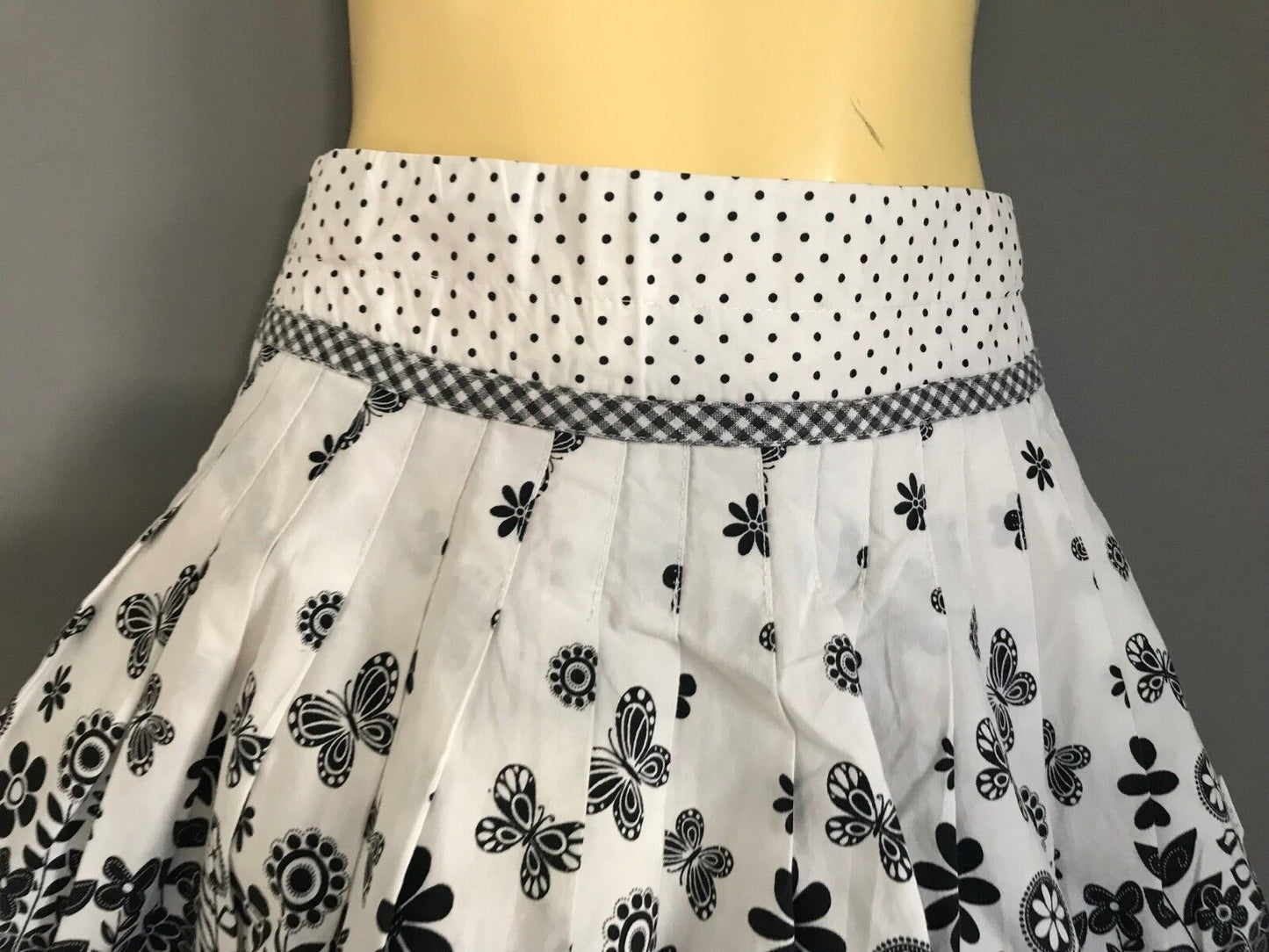 Vintage PUMPKIN PATCH Pleated Full Skirt Black   White Baby Size 12  18mths
