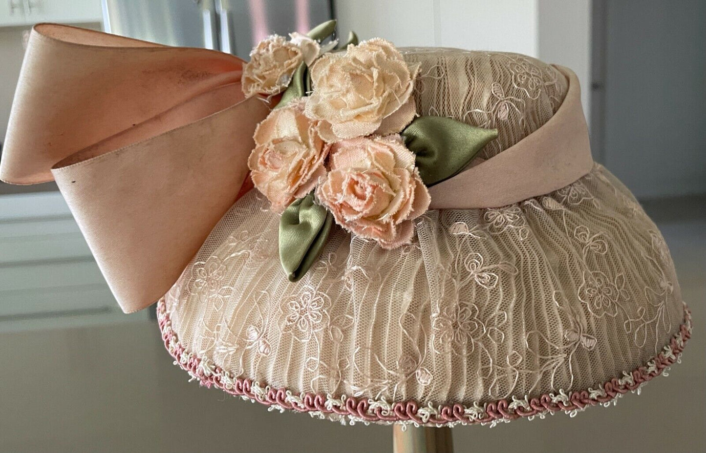 Vintage WAYNE M KLESKI Collectable Ornamental Sun Hat Lace Flower RibbonTrim NEW